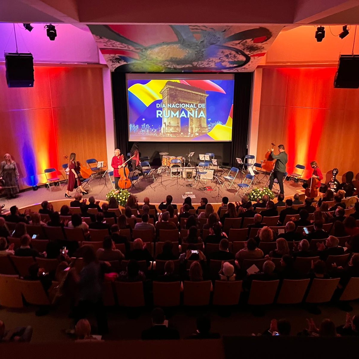 Read more about the article ZIUA NAȚIONALĂ A ROMÂNIEI SĂRBĂTORITĂ LA BARCELONA